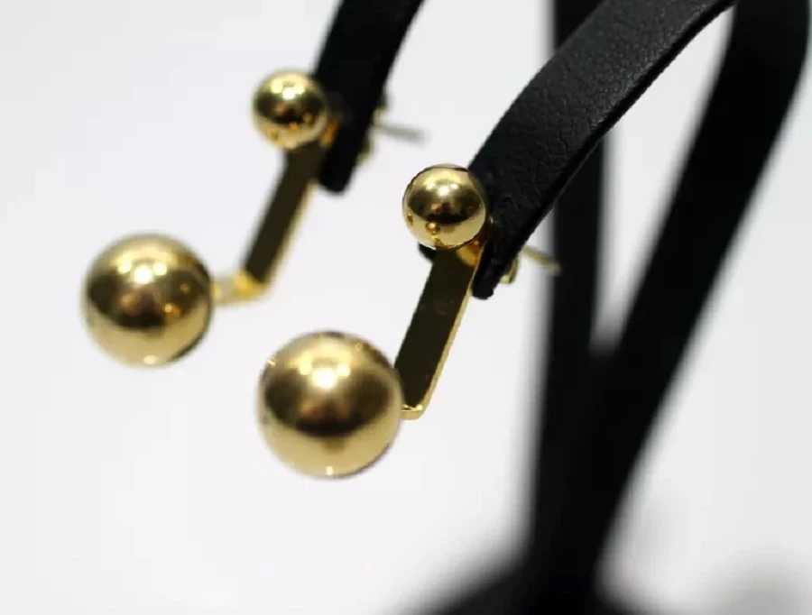 kolczyki-kulki-ze-stali-chirurgicznej-pozlacane-rodzaj-2205-2