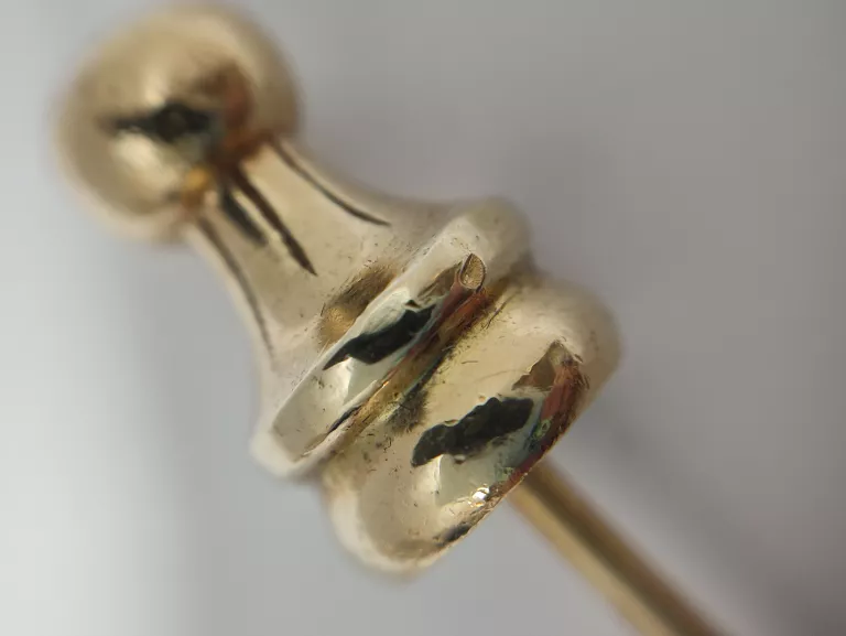 PIĘKNY WISIOREK TABAKIERA Z 18 DIAMENTAMI P.585
