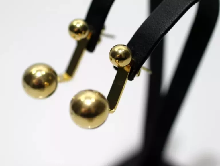 kolczyki-kulki-ze-stali-chirurgicznej-pozlacane-rodzaj-2205-2