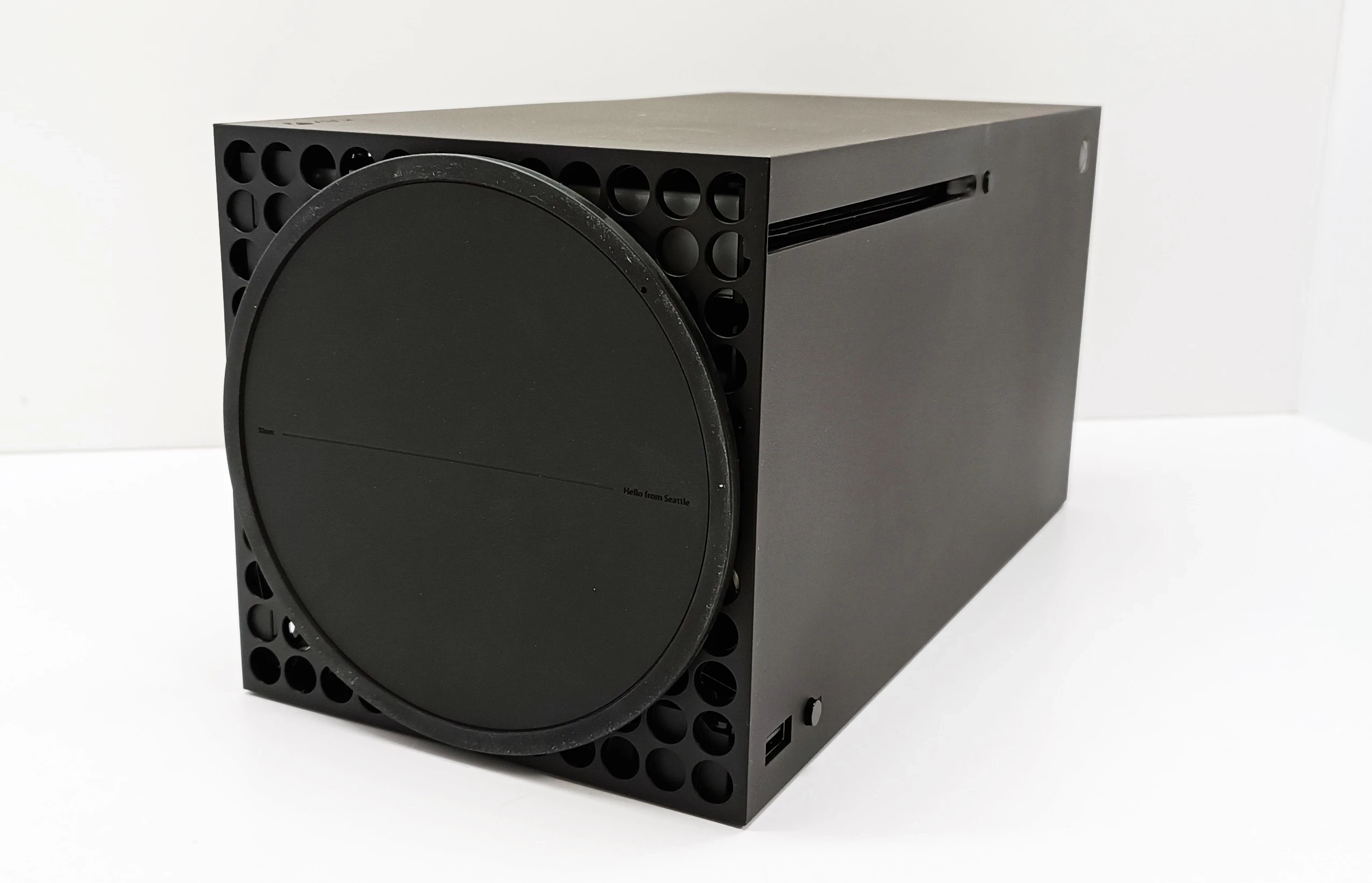 konsola-xbox-series-x-stan-uzywany