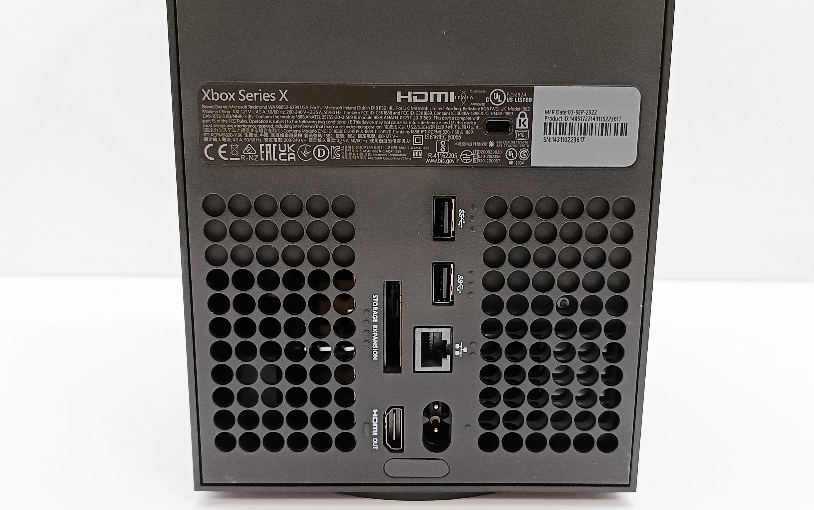 konsola-xbox-series-x-ean-gtin-889842640816