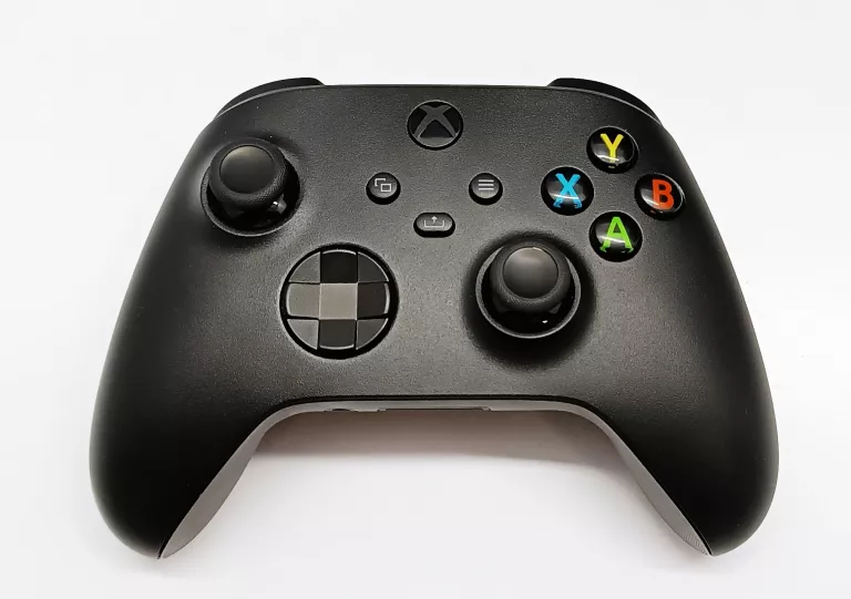 konsola-xbox-series-x-kod-producenta-rrt-00010