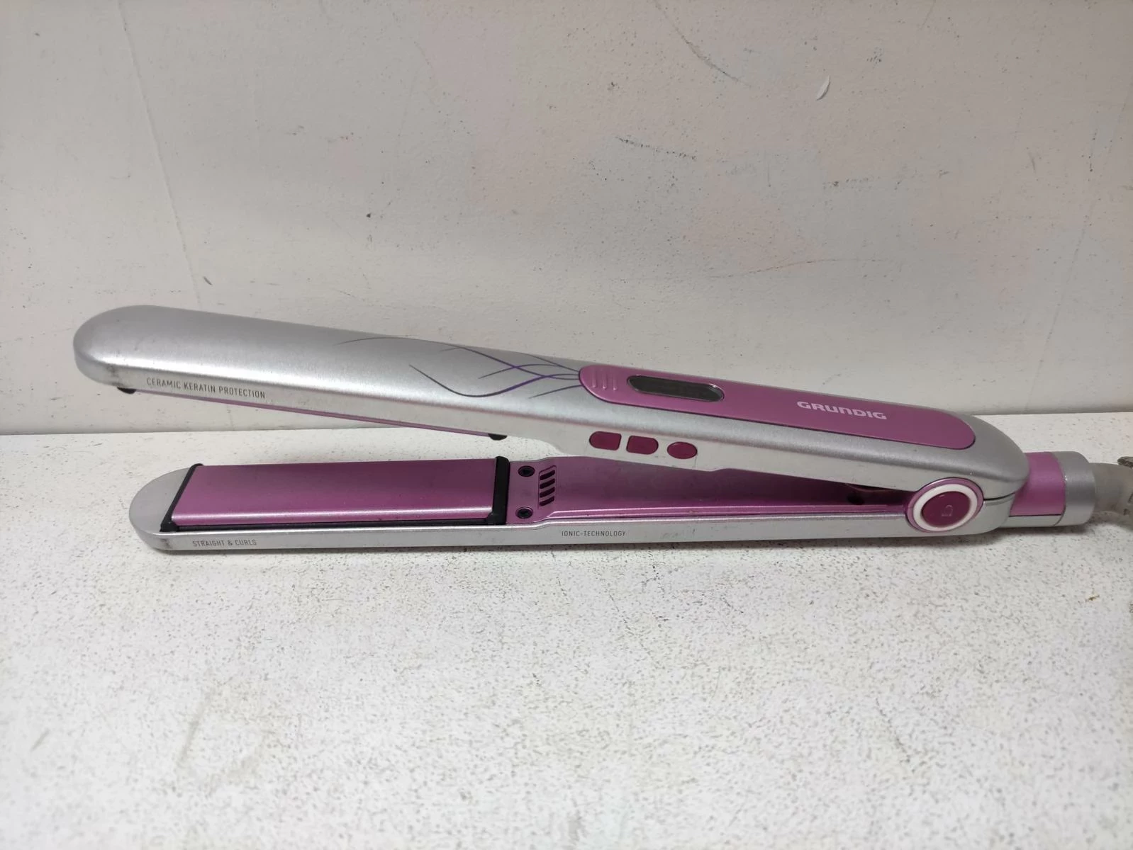 prostownica-grundig-hs-5630-stan-uzywany