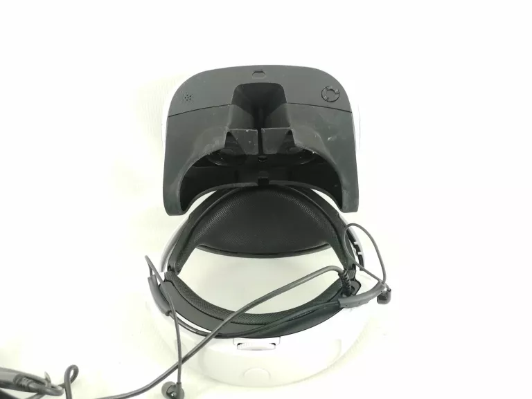 ZESTAW PS4 VR + KAMERA V2 + 2X PS MOVE