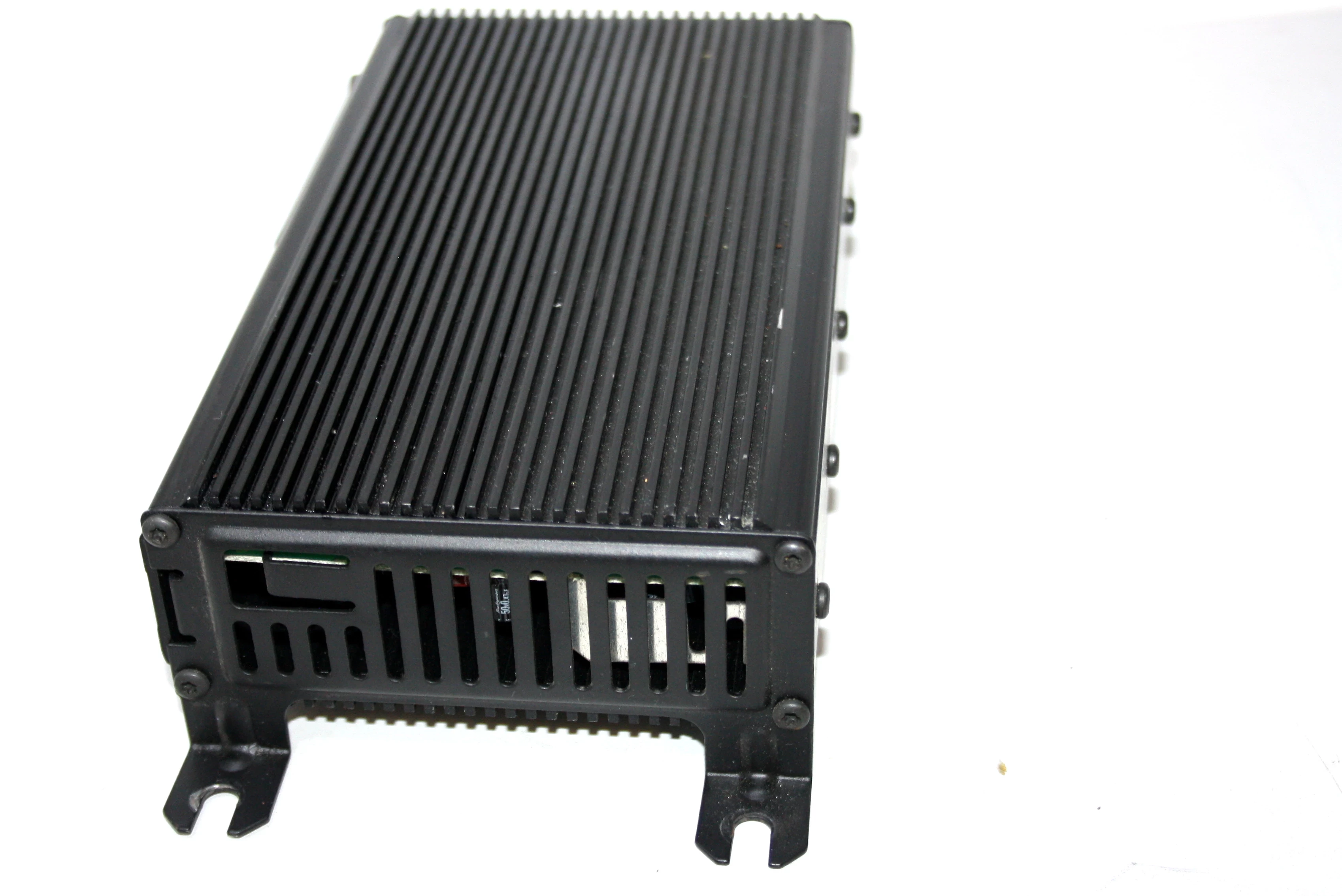 wzmacniacz-peugeot-zu27897000-coffre-d85-okazja-producent-czesci-127415-1152592