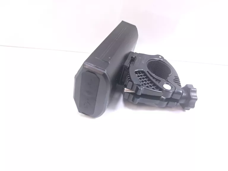 lampka-rowerowa-specter-900-kod-producenta-5908263343894