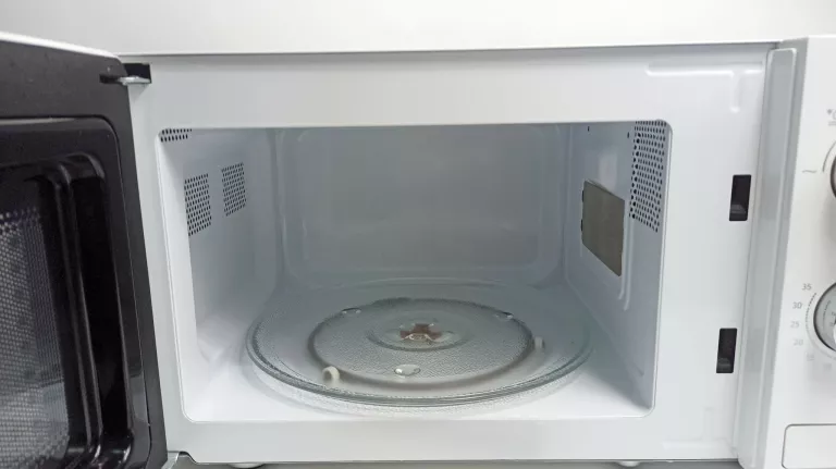 KUCHENKA MIKROFALOWA WOLNOSTOJĄCA GORENJE MO20E1W