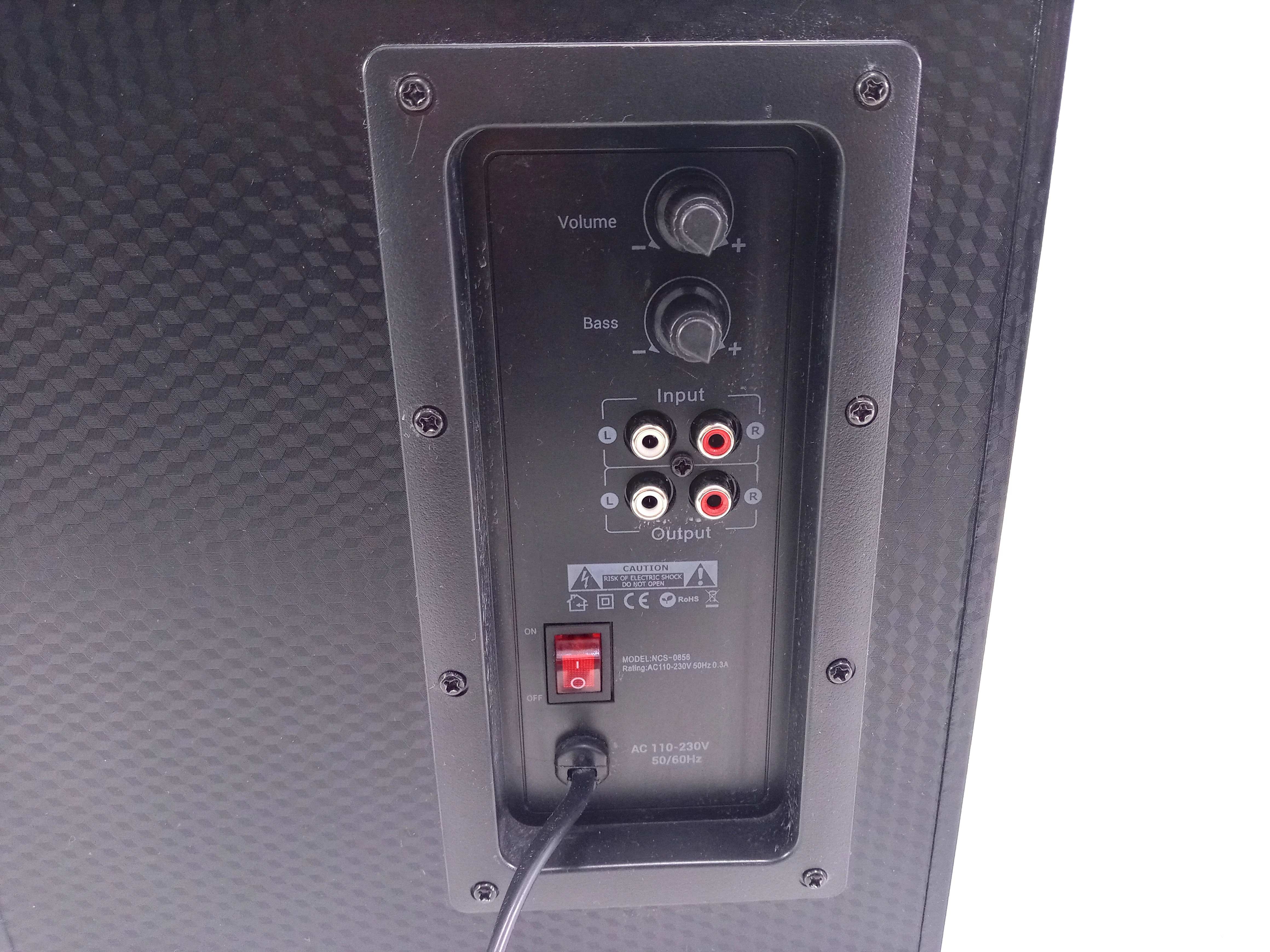 glosniki-gamingowe-21-genesis-helium-600-60w-model-helium-600