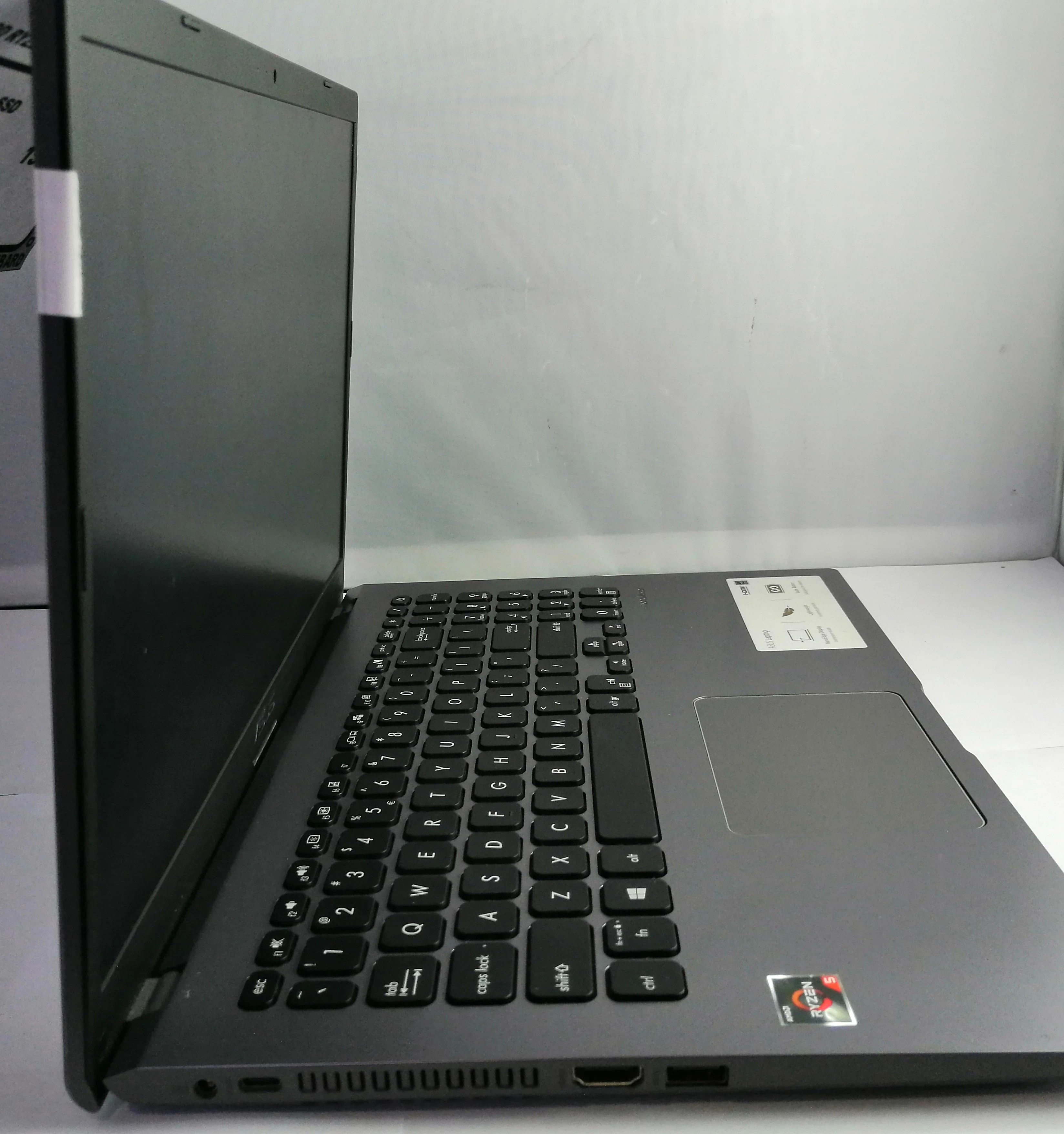 asus-d509d-ryzen-5-3500u-8512256-ssd-156-rozdzielczosc-px-1920-x-1080