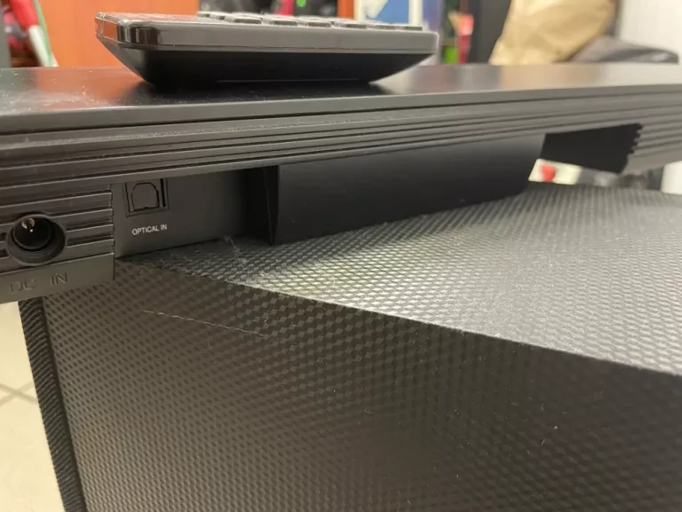 SOUNDBAR LG SK4D 2.1 300 W