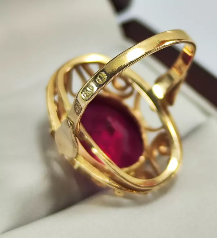 zloty-pierscionek-z-rubinem-585-63g-r16-kamien-inny-kamien