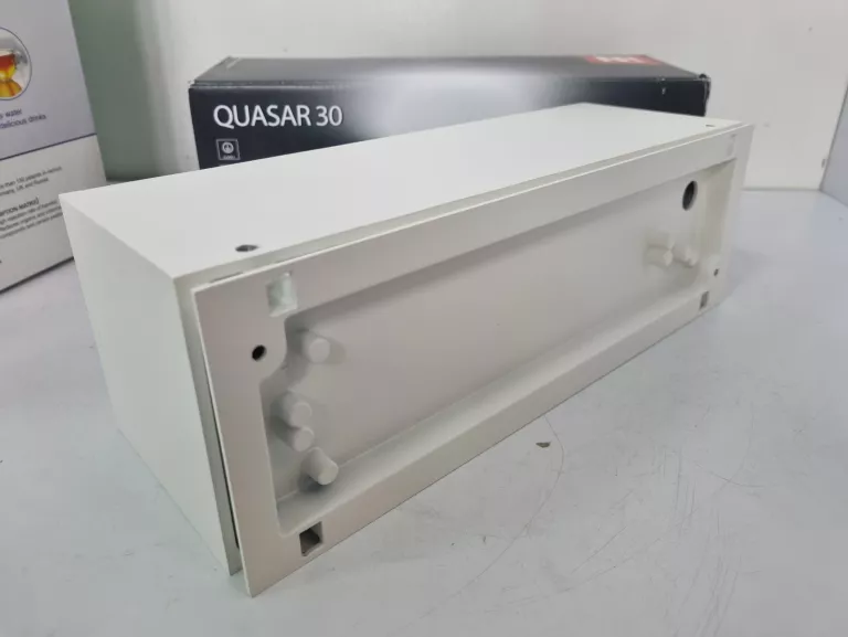 lampa-scienna-performance-in-lighting-quasar-30-kolor-11484-1937590