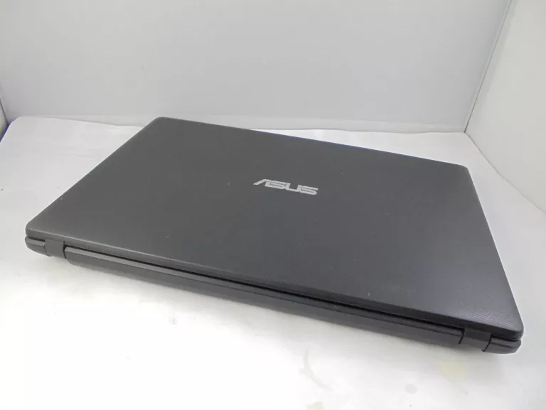 laptop-asus-x551m-celeron-n2830-500gb-4gb-przekatna-ekranu-15