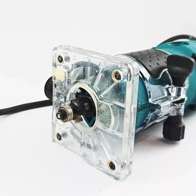 frezarka-makita-3709-rodzaj-frezarki-krawedziowa