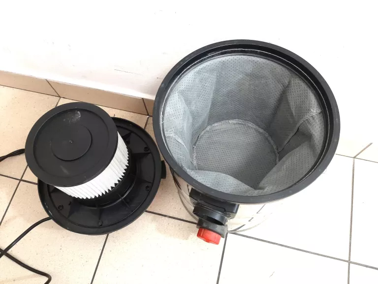 MEEC TOOLS ODKURZACZ PRZEMYSŁOWY 1200 W 25 L
