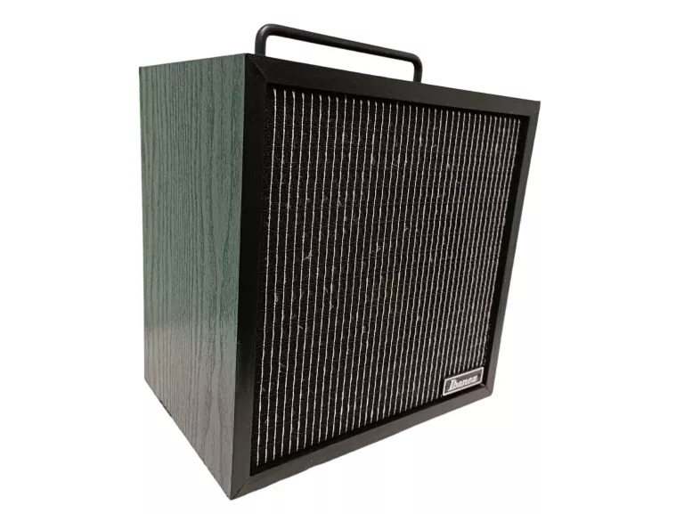 wzmacniacz-ibanez-ibz10gv2-10w-konstrukcja-tranzystorowy