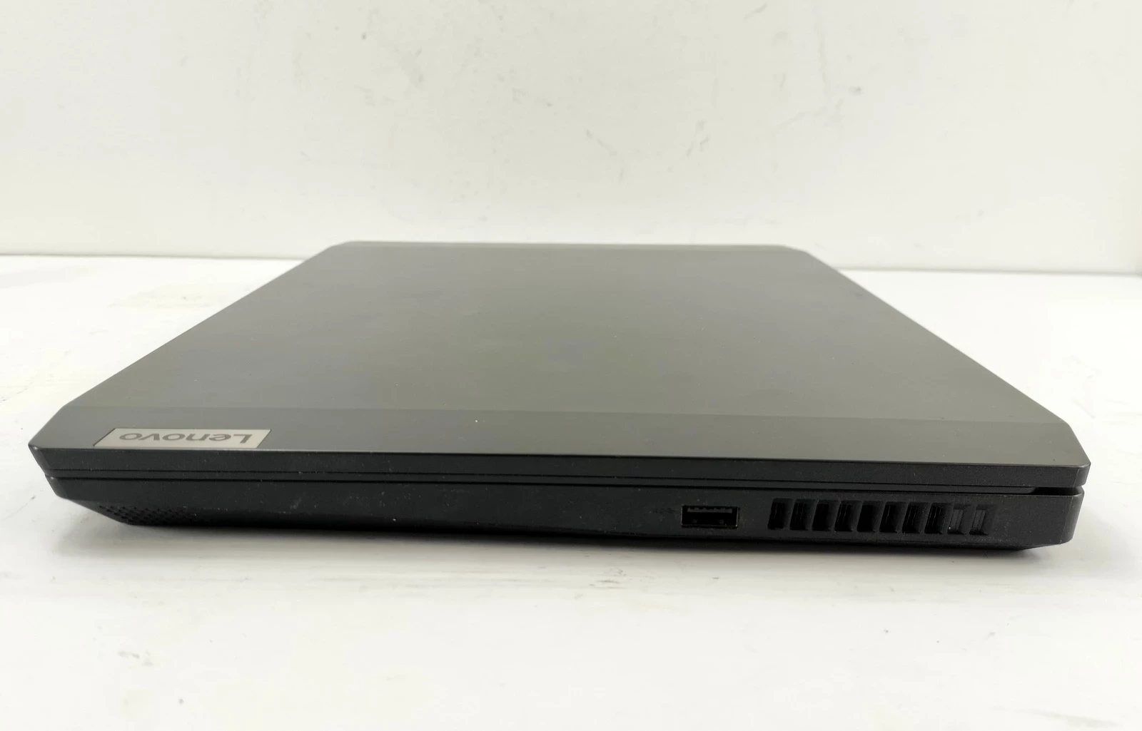 laptop-lenovo-ideapad-gaming-3-8250-ssd-1tb-hdd-przekatna-ekranu-156