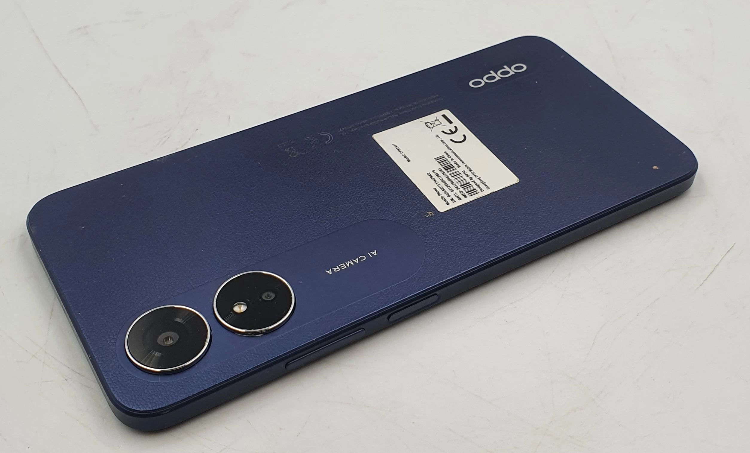 oppo-a17-kolor-niebieski