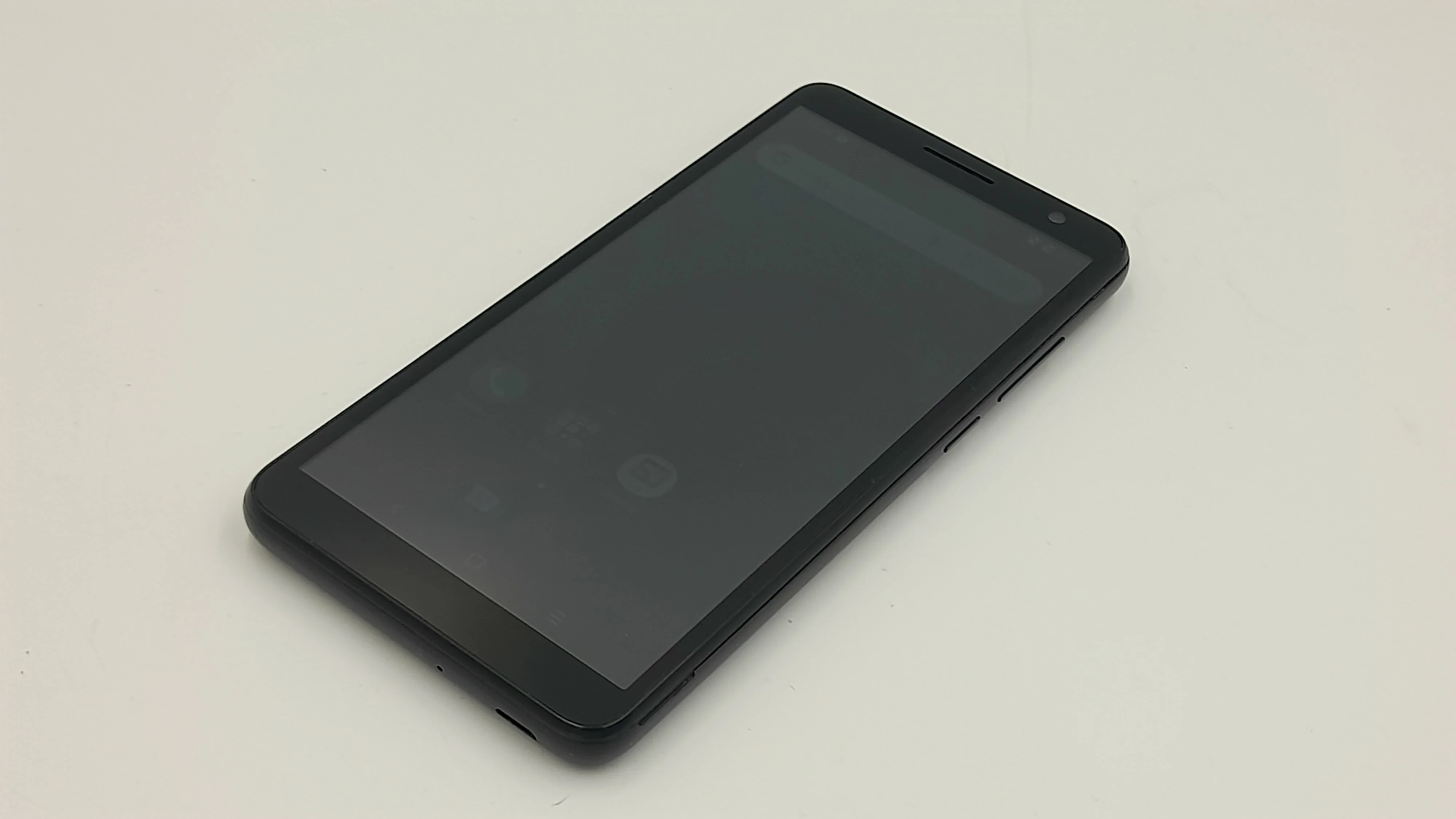 telefon-alcatel-1b-dziala-tylko-w-t-mobile-stan-uzywany