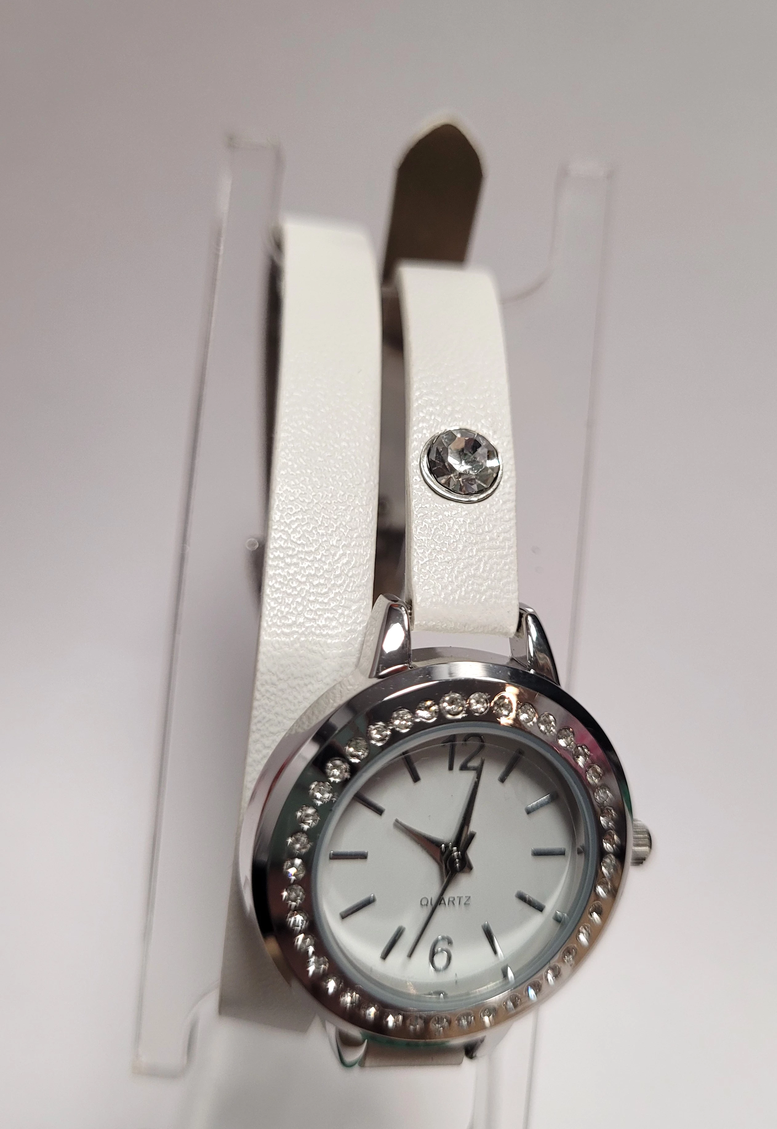 zegarek-avon-zestaw-funkcje-brak