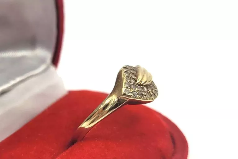 PIĘKNY ZŁOTY PIERŚCIONEK 585 CYRKONIA 14 K R.18