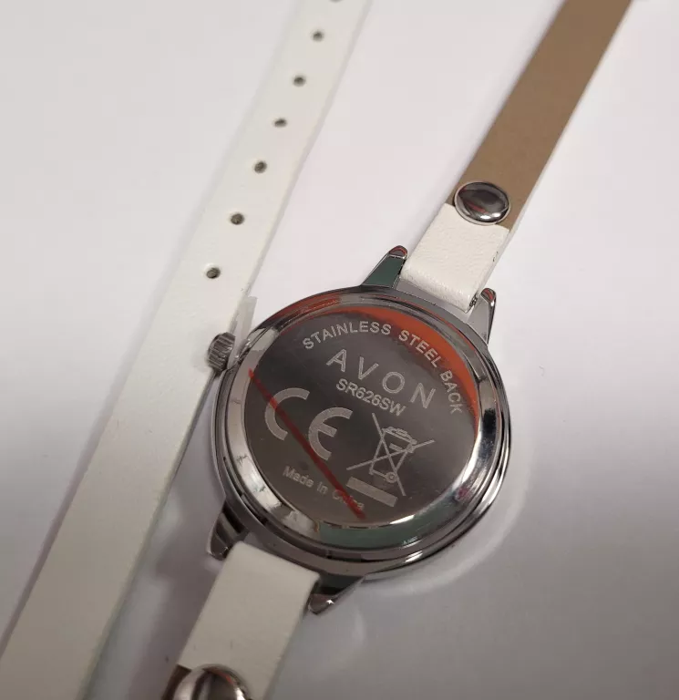 zegarek-avon-zestaw-ksztalt-koperty-okragla