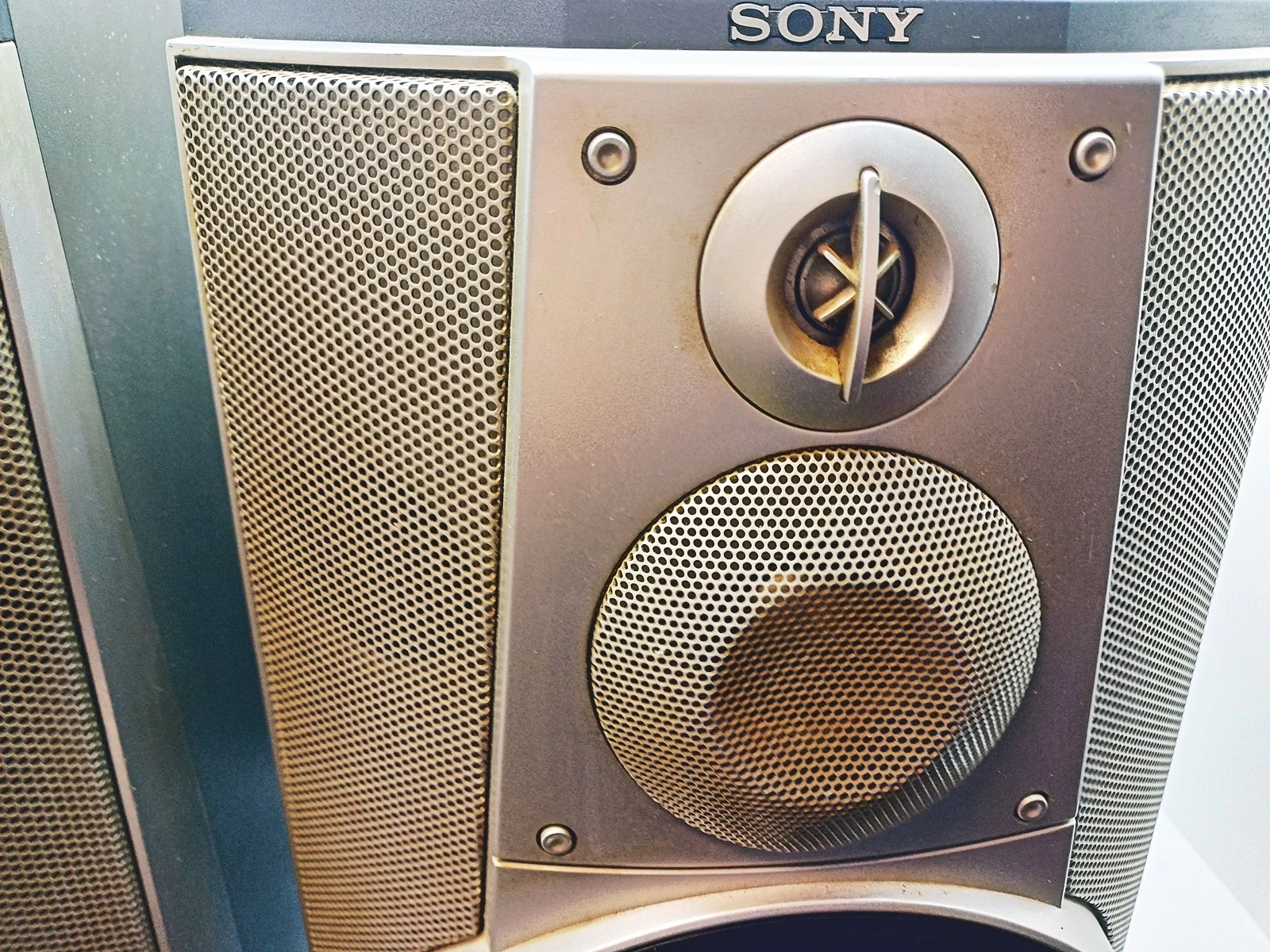 kolumny-sony-ss-w777g-kolor-srebrny