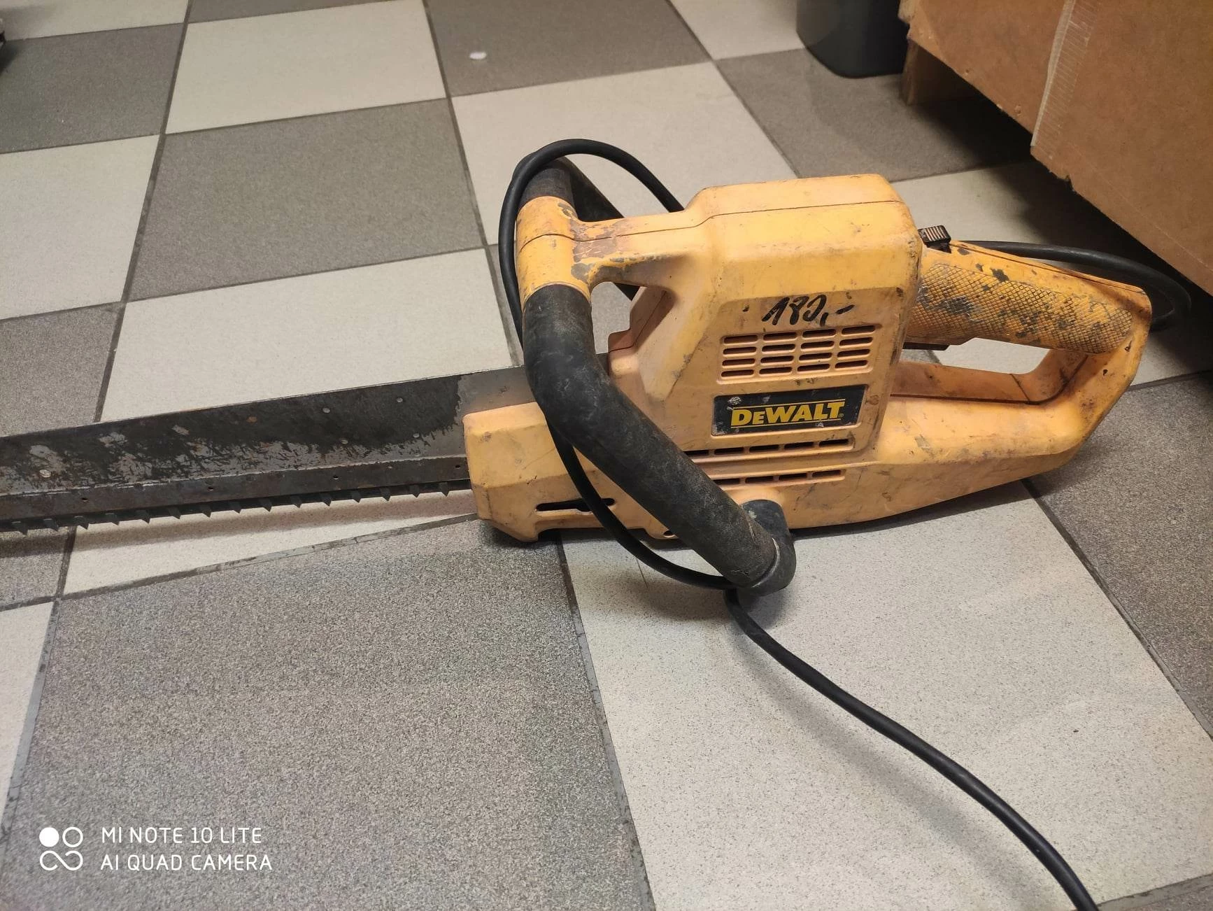 pila-lancuchowa-dewalt-dw393qs-prochnika-13-lodz