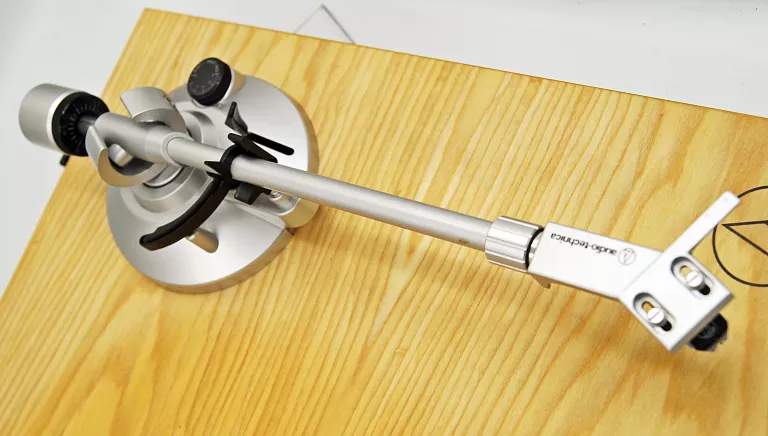 gramofon-audio-technica-at-lpw30tk-typ-wkladki-elektromagnetyczna-mm