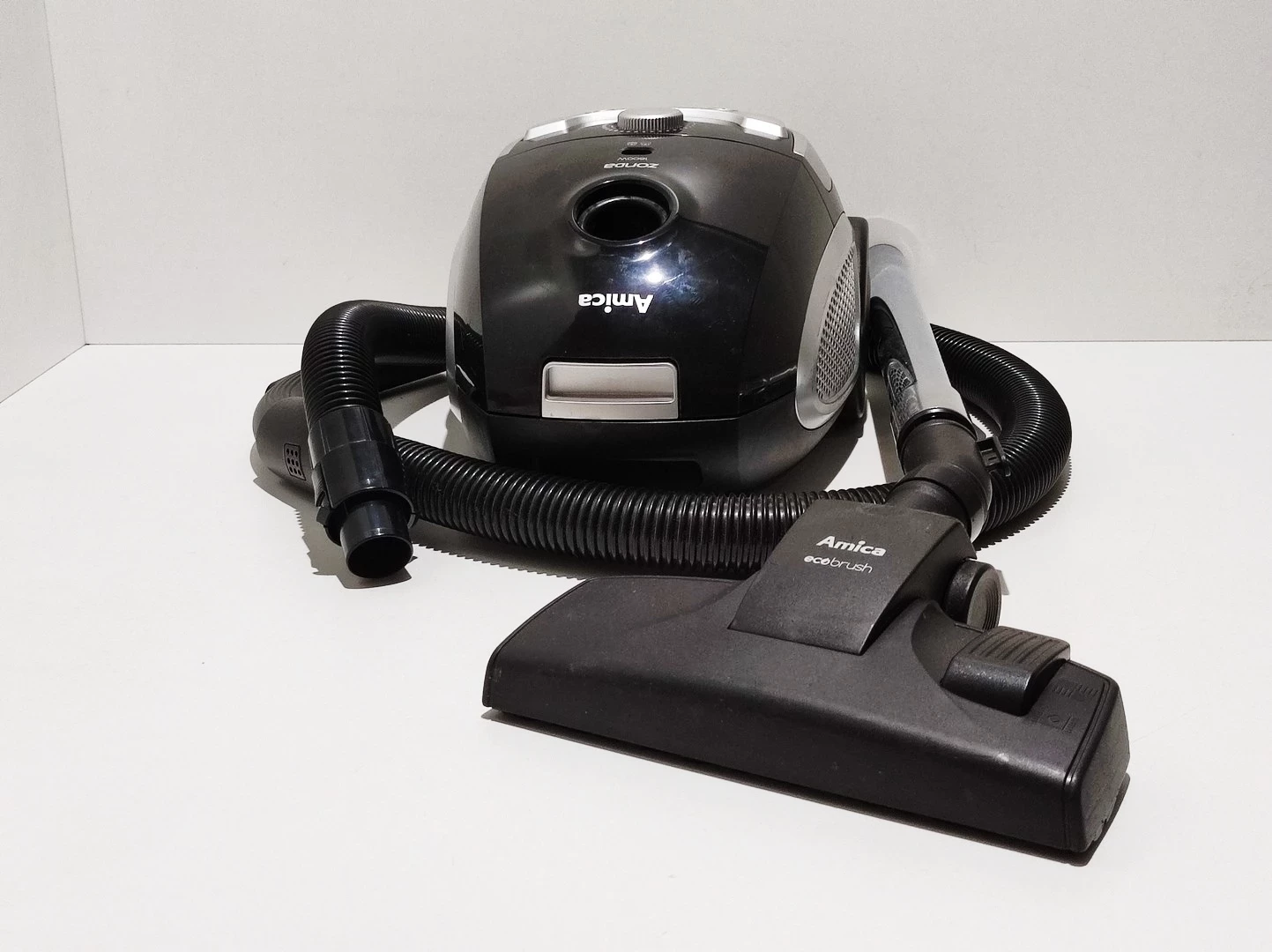 odkurzacz-amica-zonda-1600w-moc-1600