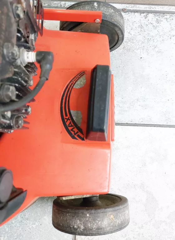 kosiarka-sabo-quantum-xm-35-pojemnosc-silnika-1