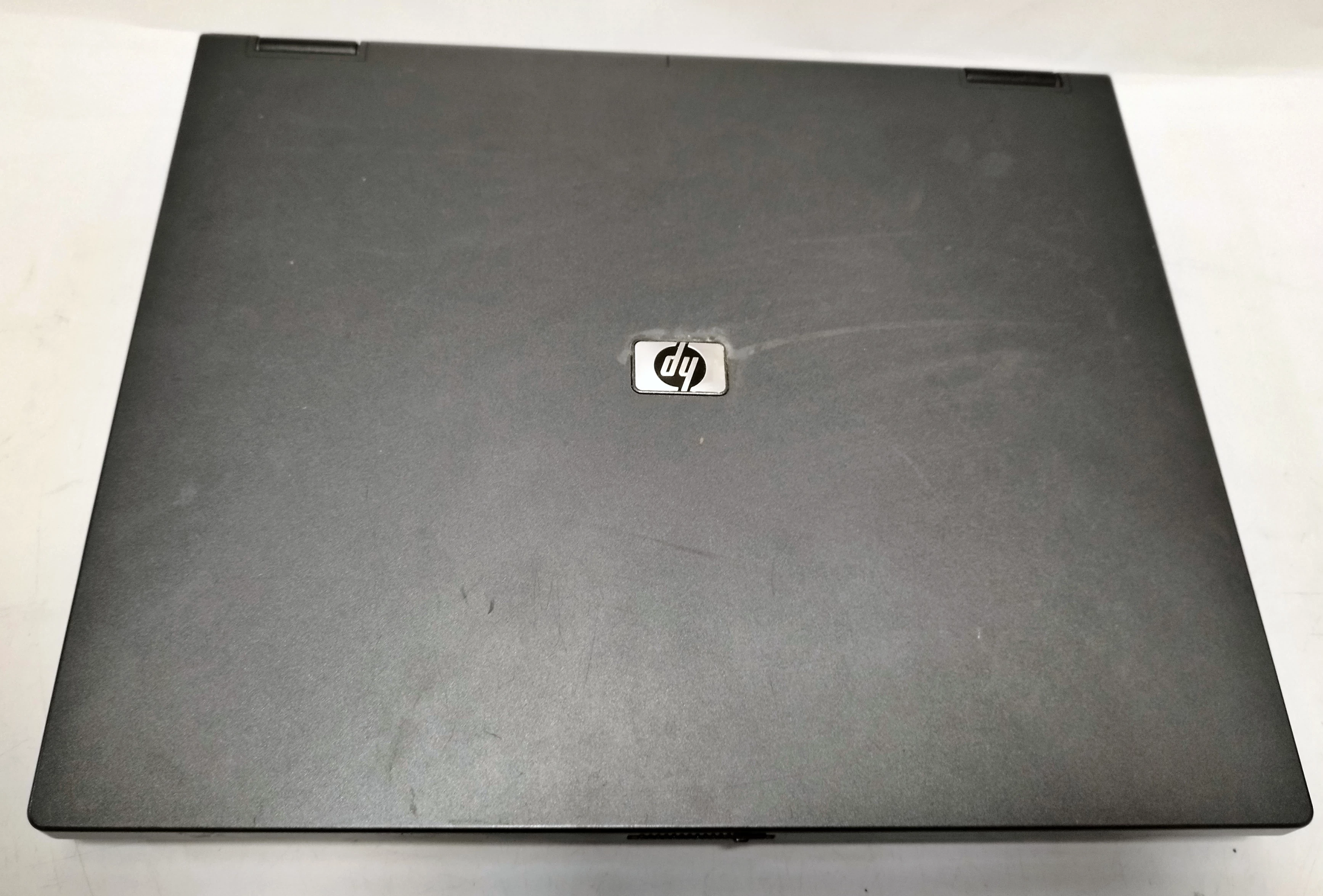 laptop-hp-compaq-nx6110-przekatna-ekranu-15