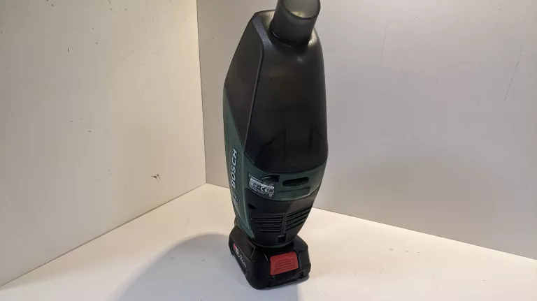 ODKURZACZ RĘCZNY BOSCH UNIVERSAL VAC 18