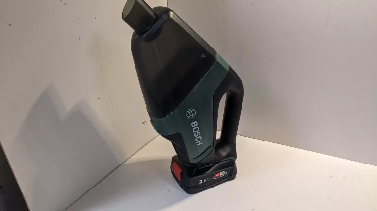ODKURZACZ RĘCZNY BOSCH UNIVERSAL VAC 18