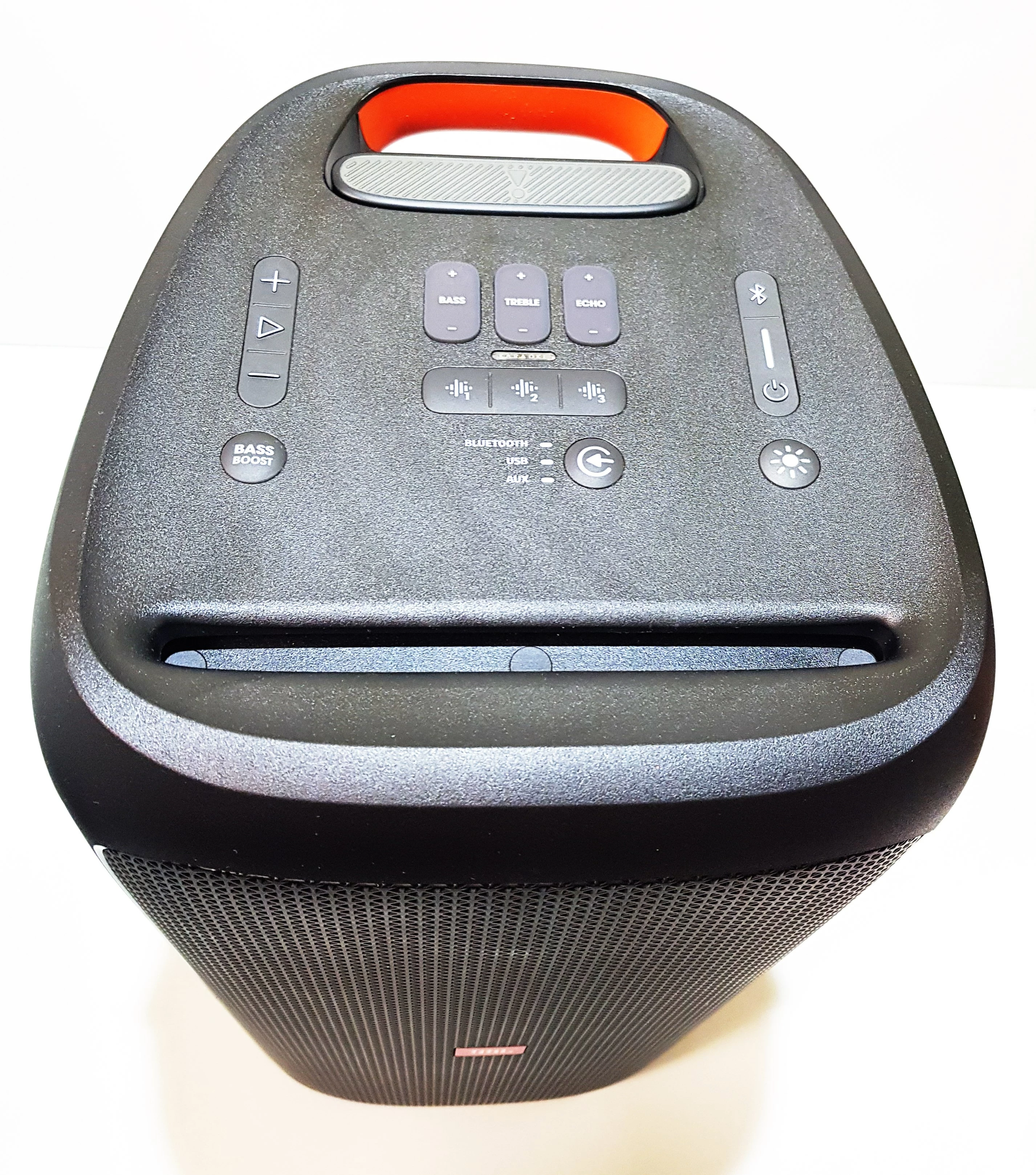 glosnik-jbl-partybox-310-funkcje-funkcja-karaoke