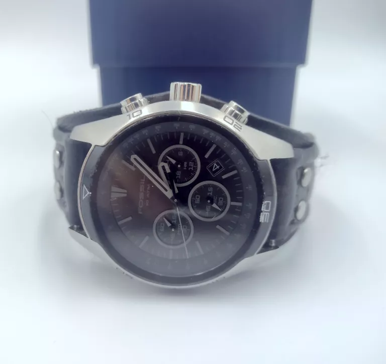 ZEGAREK ANALOGOWY NARĘCZNY FOSSIL CH-2586