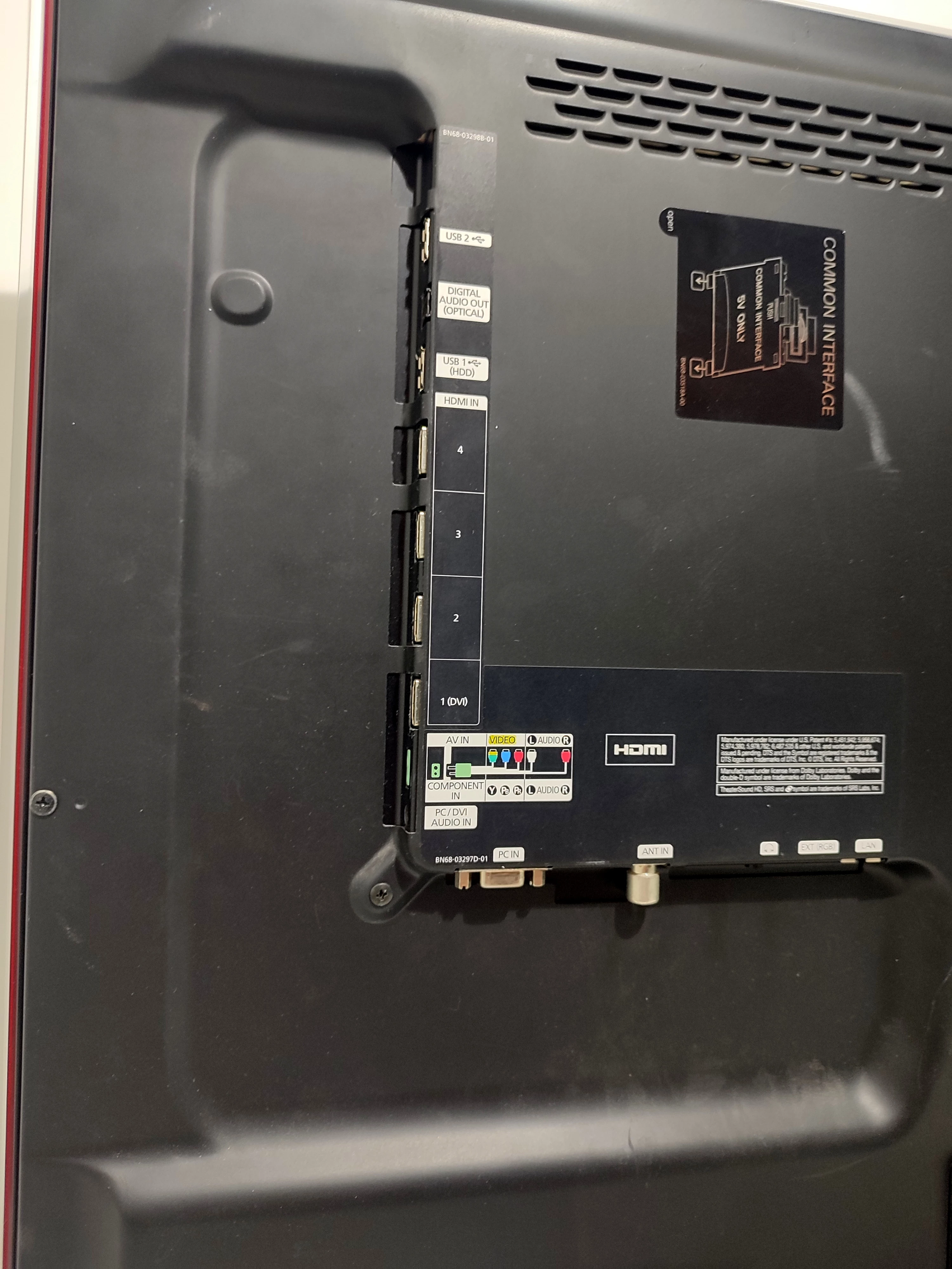 telewizor-samsung-ue37d5500-podstawka-pilot-klasa-efektywnosci-energetycznej-a