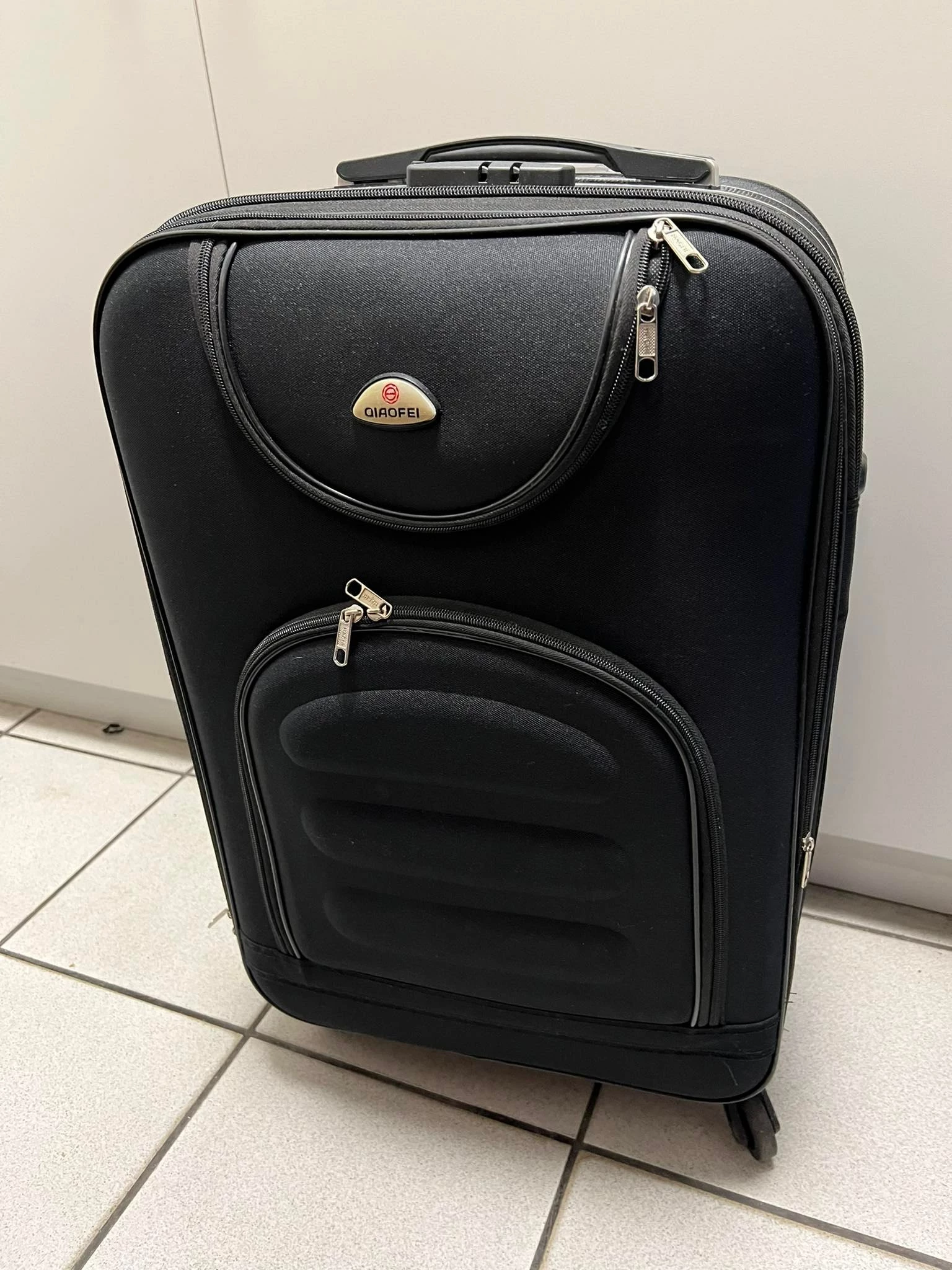 walizka-podrozna-qiaofei-zamkowa-13-kalisz-sj