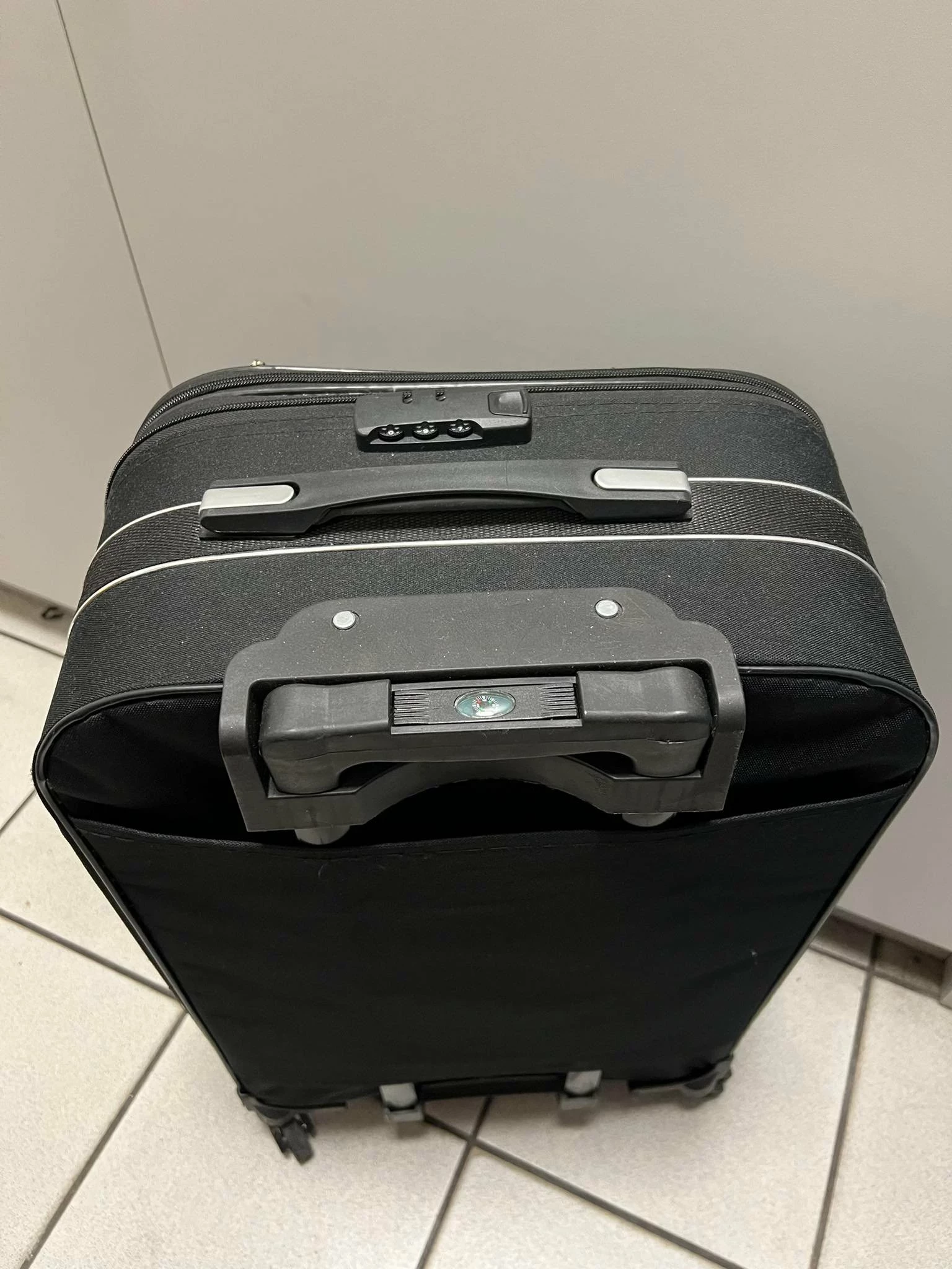 walizka-podrozna-qiaofei-kod-producenta-1234