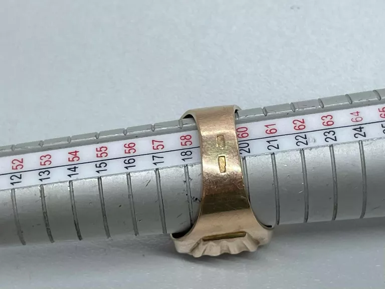 zloty-sygnet-z-czarnym-kamieniem-585-material-15835-2