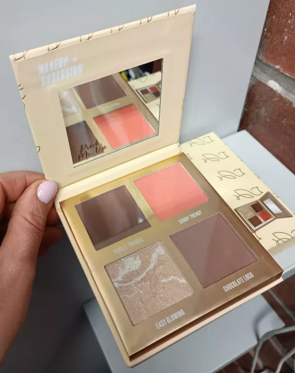 MAKEUP OBSESSION X WERSOW PALETA DO KONTUROWANIA