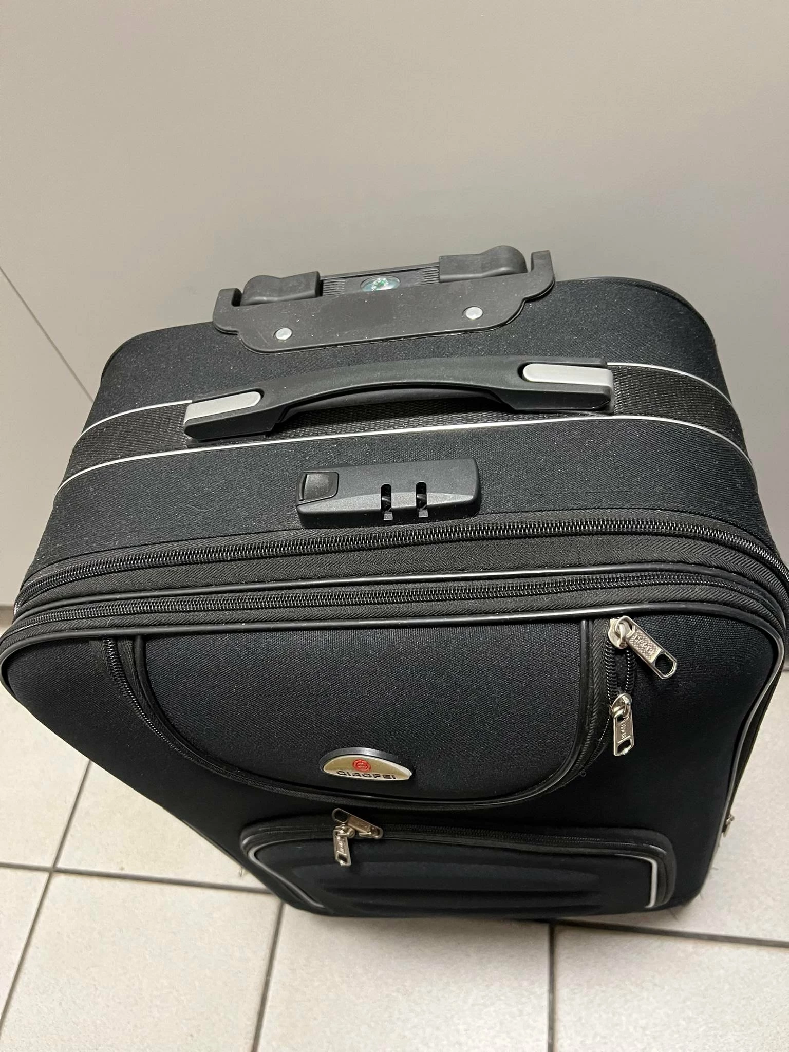 walizka-podrozna-qiaofei-marka-inna