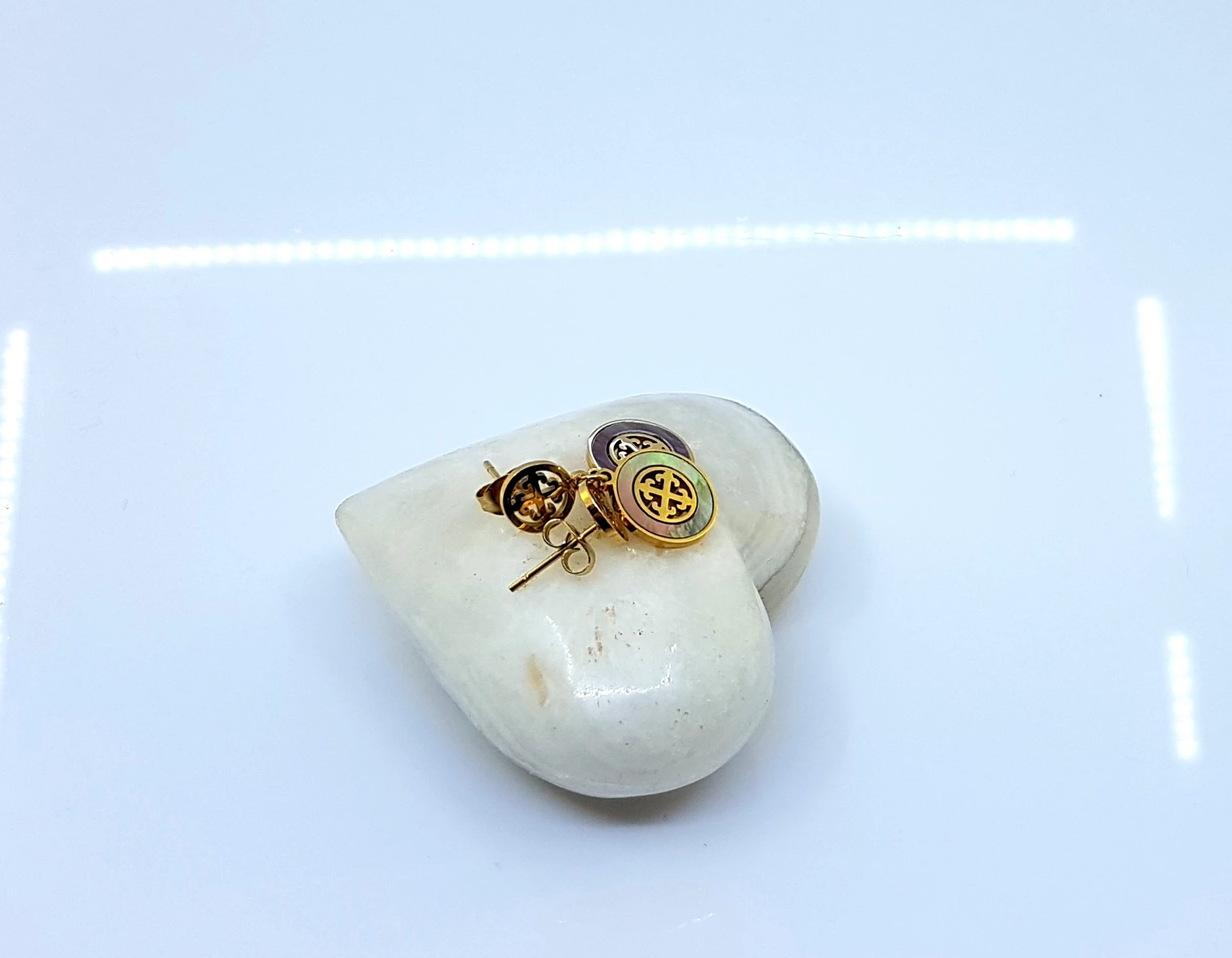 kolczyki-stal-pozlacana-sztyft-wiszace-motyw-129129-21