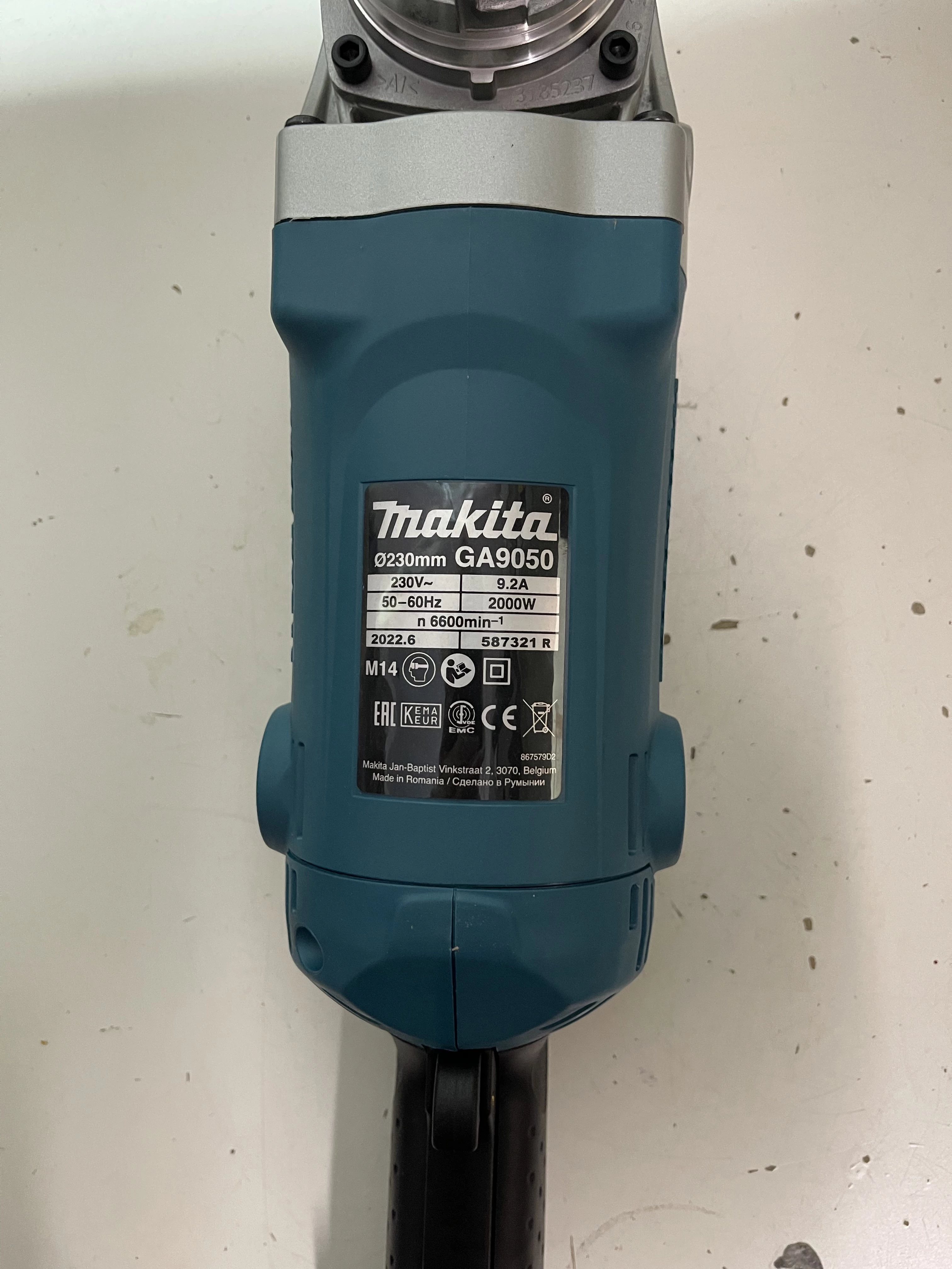 szlifierka-katowa-makita-ga9050-komplet-stan-uzywany