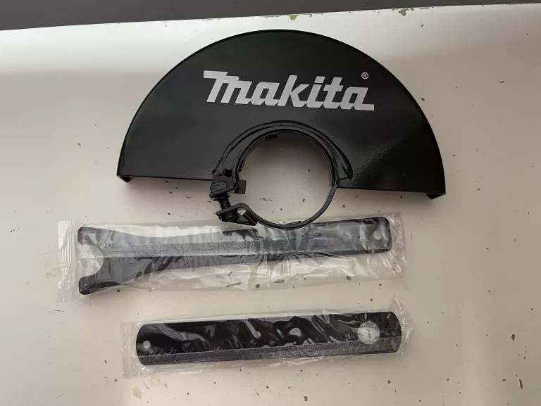 szlifierka-katowa-makita-ga9050-komplet-ean-gtin-6901443233076