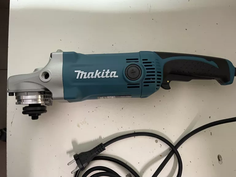 szlifierka-katowa-makita-ga9050-komplet-armii-krajowej-30b-lodz