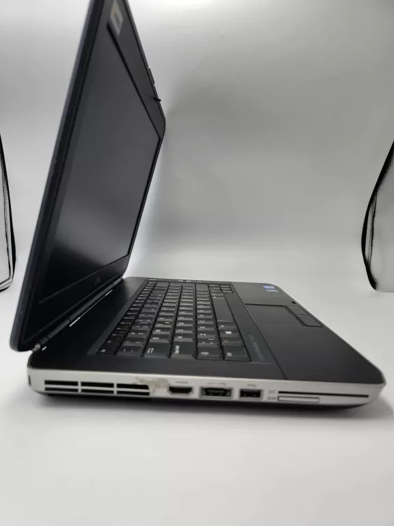LAPTOP DELL ATIIDUTE E5430