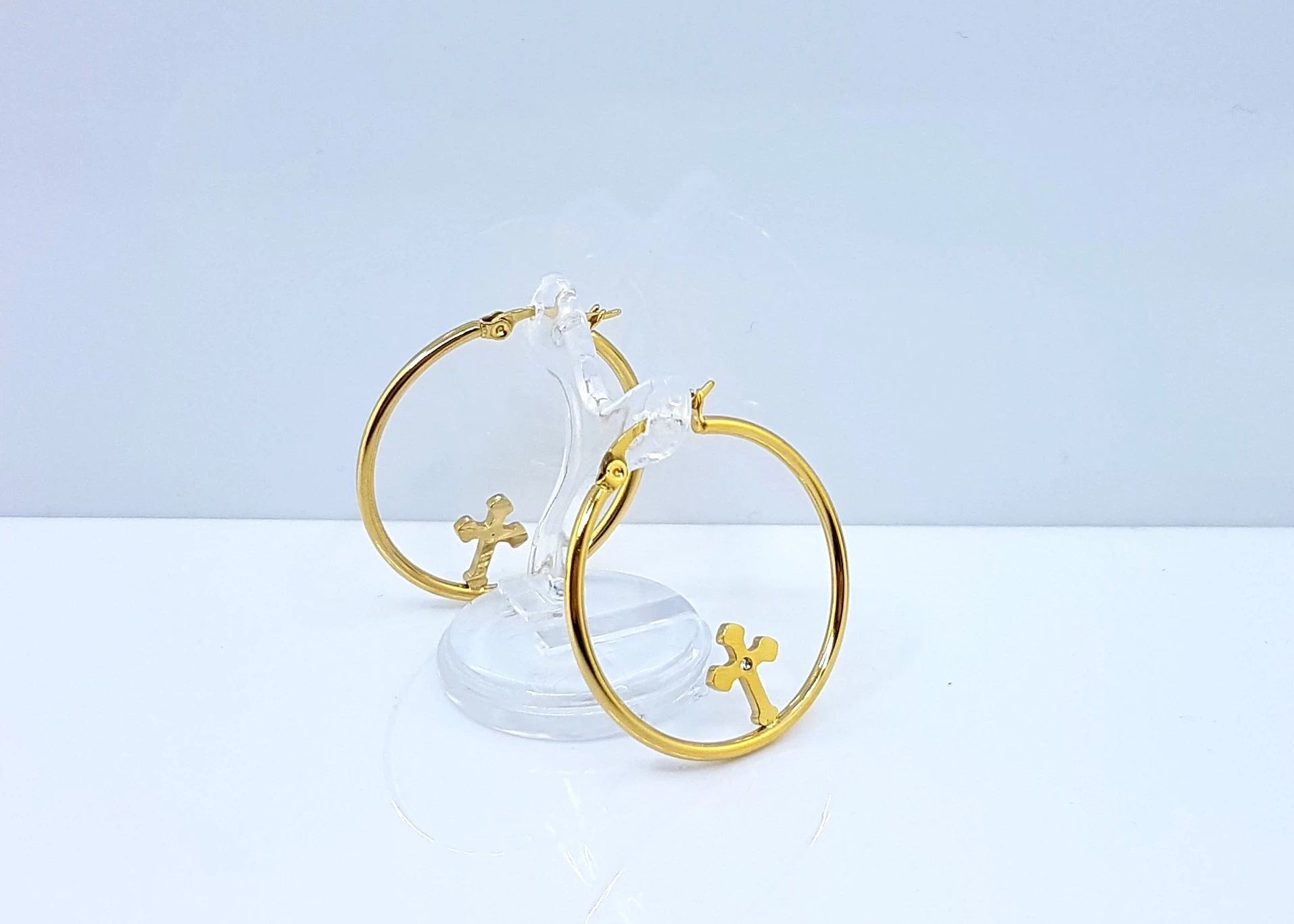 kolczyki-stal-pozlacana-kola-z-krzyzem-ozdobnym-rodzaj-2205-16