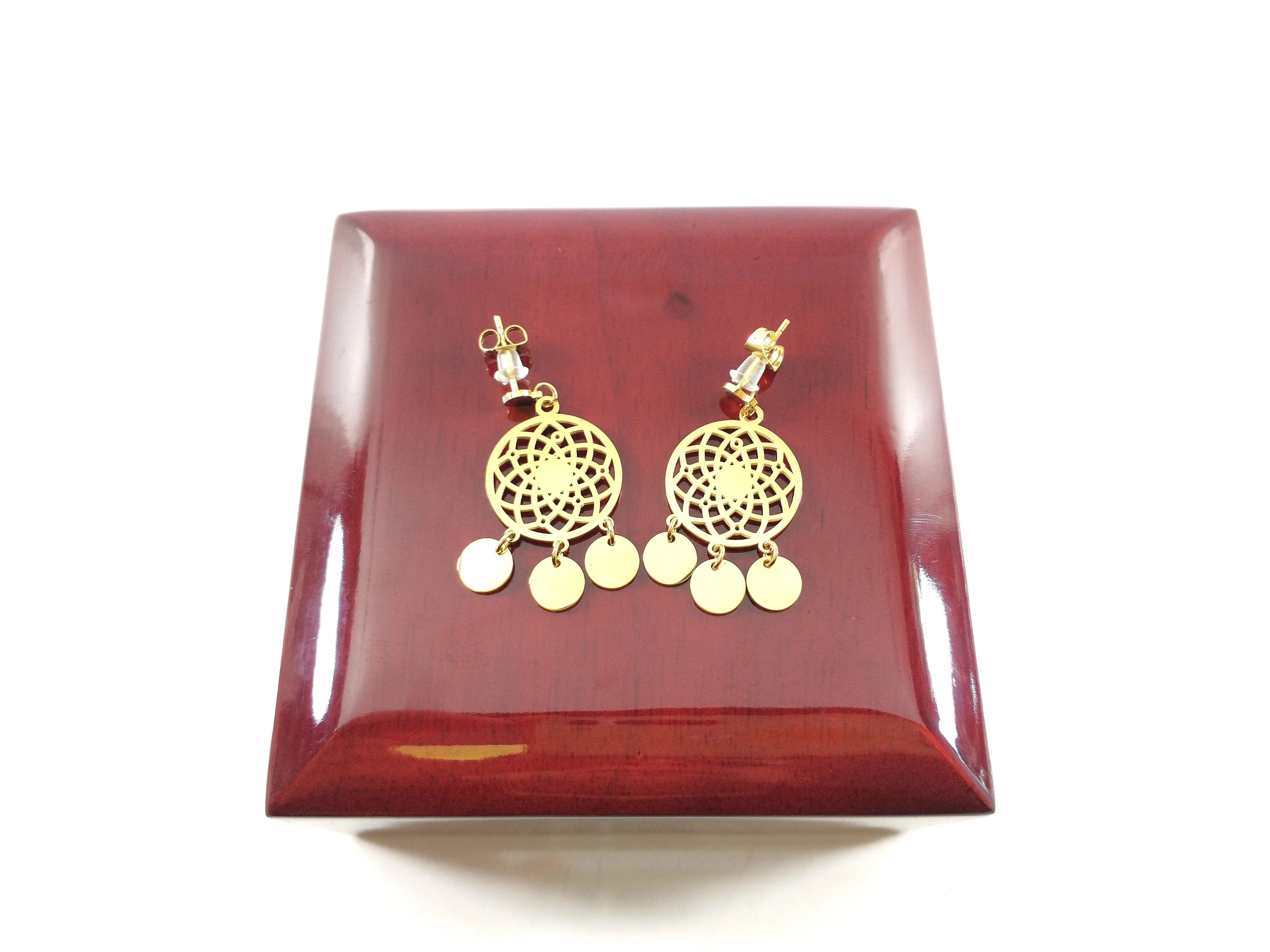 kolczyki-stal-pozlacana-wiszace-azurowe-z-blaszkam-material-15835-256