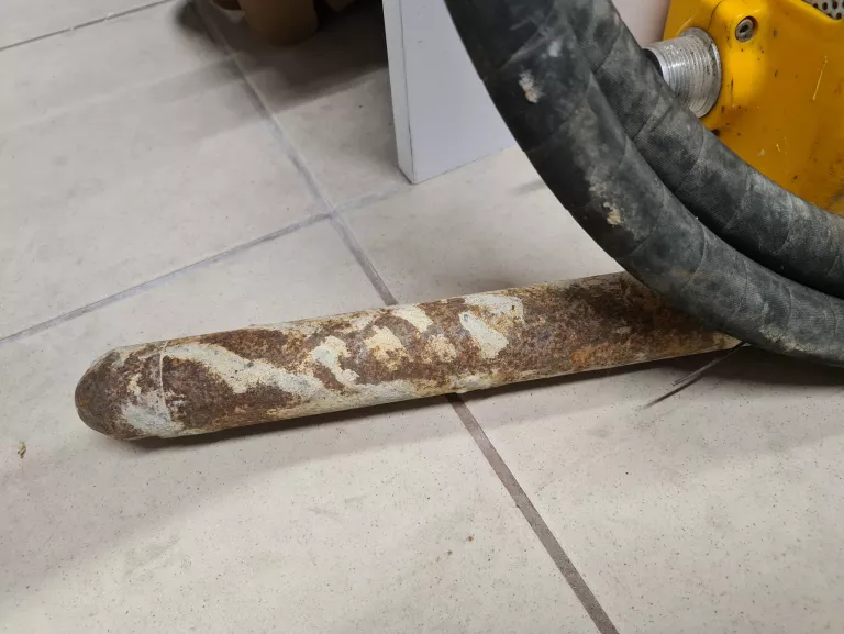 WIBRATOR DO BETONU ENAR AVMU 2300 W